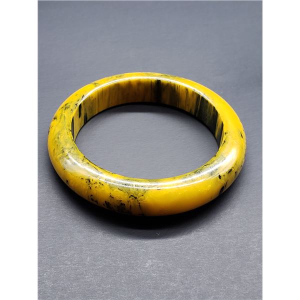 BAKELITE BANGLE