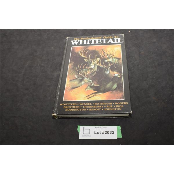 WHITETAIL BUCK / DEER BOOK