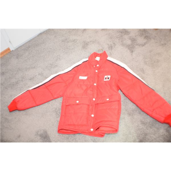 VINTAGE I-H INTERNATIONAL WINTER  JACKET MENS MEDIUM