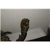 Image 2 : VICTORIAN ORNATE BRASS WALL HOOK AS IS