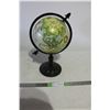 Image 1 : Globe Plastic World Globe