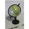 Image 2 : Globe Plastic World Globe