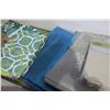 Image 5 : Place Mats (Huge Lot) Table Cloths