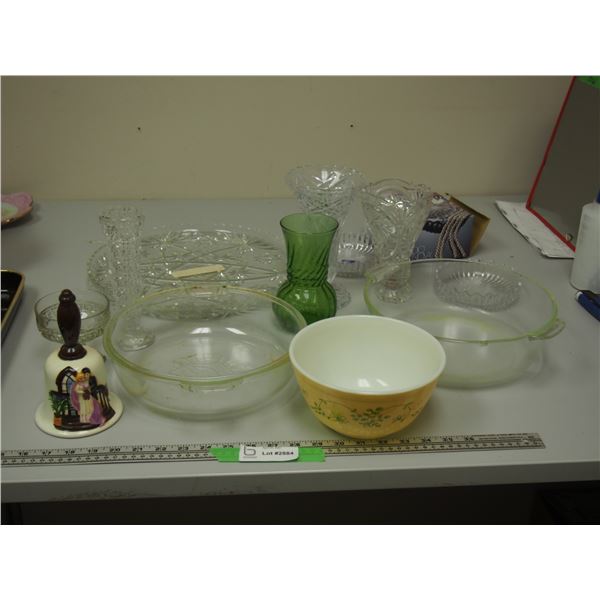 Pyrex Bowl, Casserole Dishes (No Lids) and Glassware