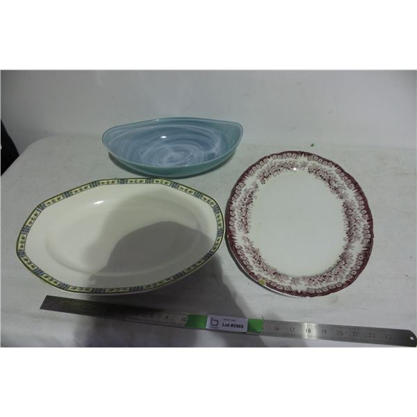 2 Serving Platters and Fancy Bowl