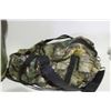 Image 2 : Camo Bag, Steel Toe Rubber Boots and Hard Hat