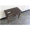 Image 1 : Wooden Piano Stool