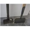 Image 2 : 2 Sidewalk Scrapers