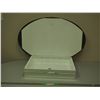 Image 3 : Oval Medicine Cabinet (21" x 32")