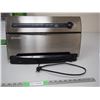 Image 3 : Food Saver Vacuum Sealer (Turns On, Presume It's Working)