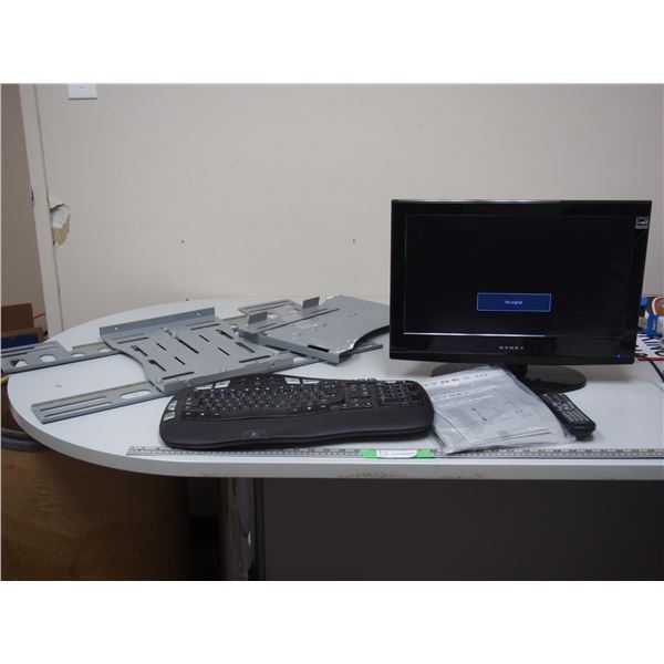 Dynex 19" TV DVD Combo with Manual, Cables and Remote (Working) + Keyboard and TV Wall Mount Bracket