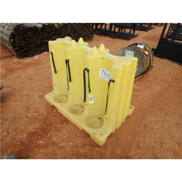 (1) oxygen bottle rack, holds 6