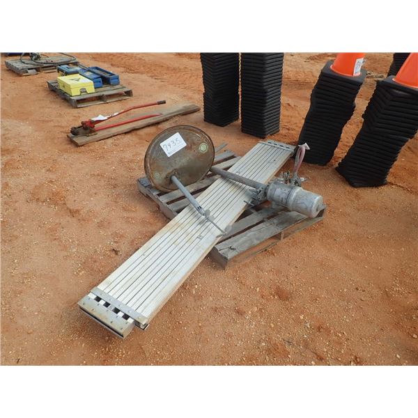 aluminum expandable peg board w/mixer & pump