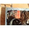 Image 3 : (1) crate of misc chain & chain hoist