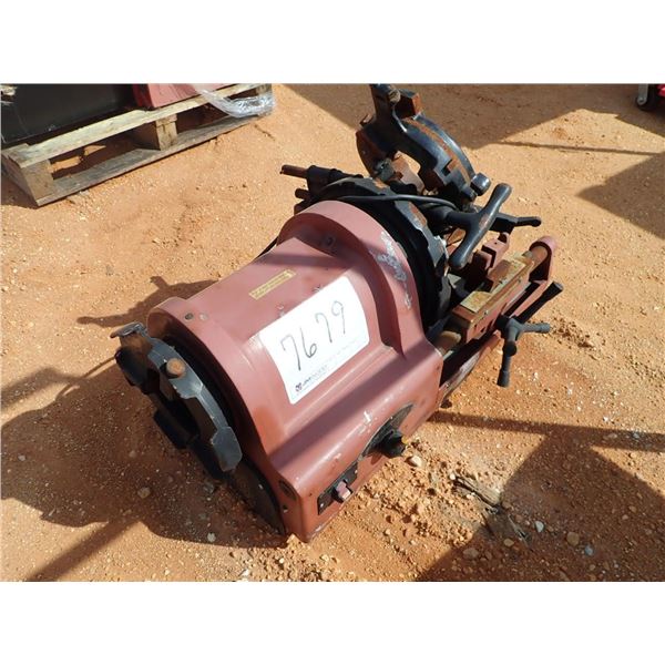 NORTHERN  1/2"-4" pipe threading machine