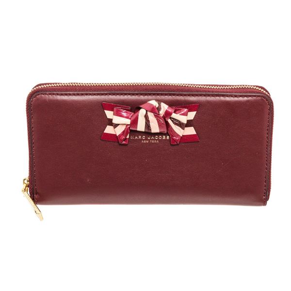 Marc Jacobs Burgundy Leather Bow Zippy Wallet