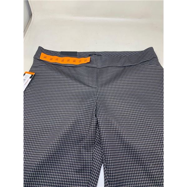 DaliaÂ Ladies Size 16 PantsÂ 