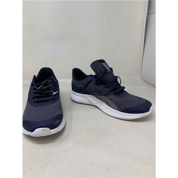 Reebok Size 7 ShoesÂ 