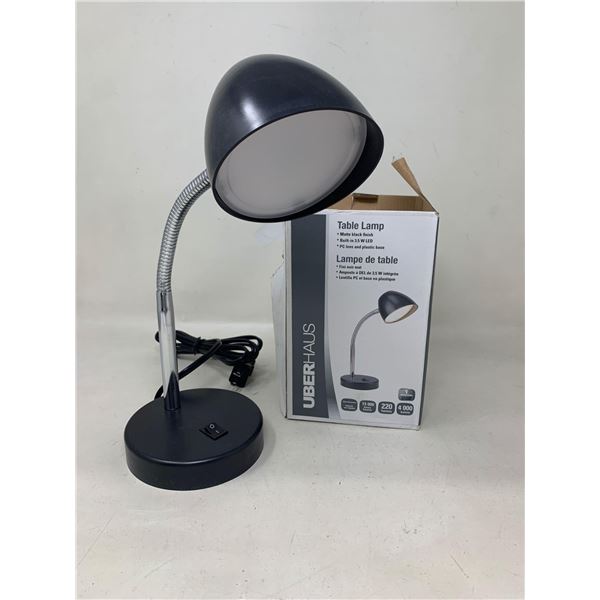 UberHaus Table Lamp (8.66in x 11.42in)Â 