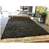 Image 2 : Black Area Rug (5ft 3in x 7ft 5in)