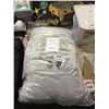 Image 1 : Amazonbasics King Size BlanketÂ 