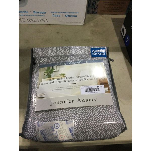Jennifer Adams Queen Size Sheet SetÂ 