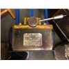 Image 1 : 2000 lb magnetic base untested