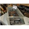 Image 1 : Box with contain