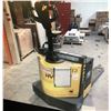 Image 1 : 8000lb Hyster pallet truck 24v