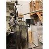 Image 2 : Drummond Milling Machine 575v with DRO