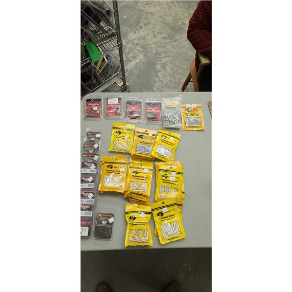 ASSORTED ARCHERY COMPONENTS