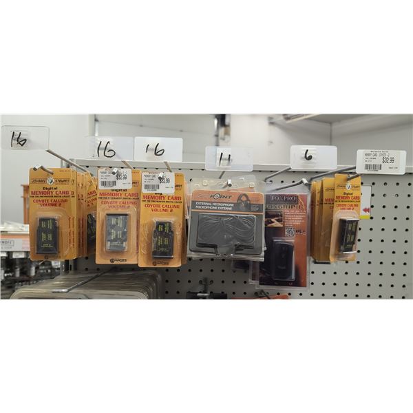 JOHNNY STEWART MEMORY CARDS QTY 55, FOX PRO GRIP II QTY 11, SPYPOINT EXTERNAL MICROPHONE