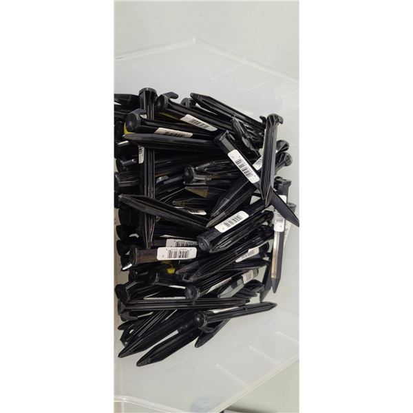 COLEMAN TENT PEGS QTY 150. RTV $140