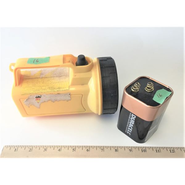 Flashlight (Yellow) with Battery                                               Works
