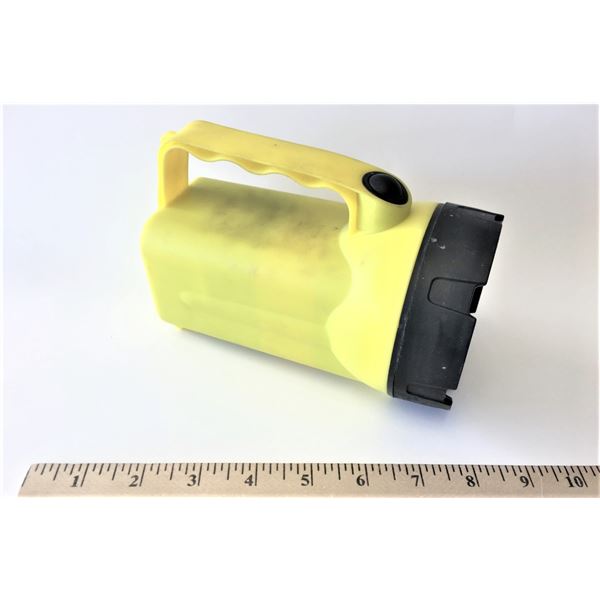 Flashlight                                           Works