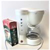 Image 1 : Coffee Maker (White) + Filters                                                Works