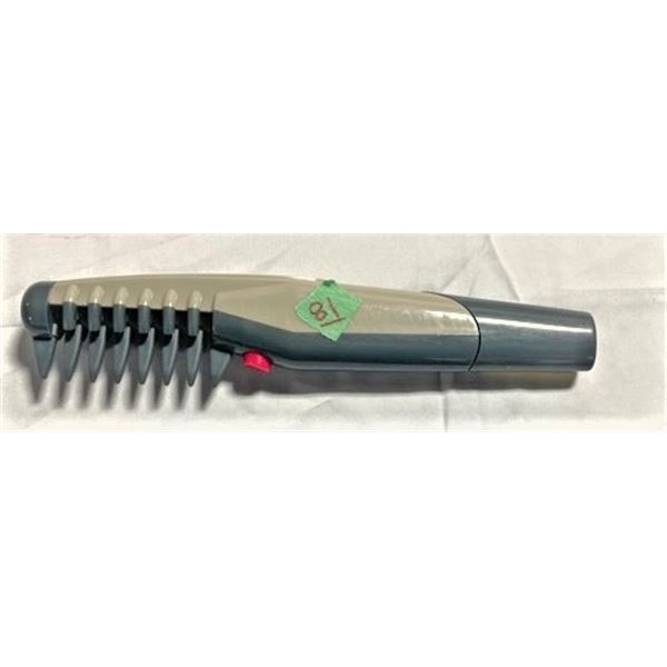 Battery Operated Pet Comb                                                      Works