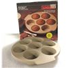 Image 1 : Microwave Muffin Cookware