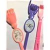 Image 2 : Souvenir Back Scratchers (Incl. Walt Disney)      Qty 4