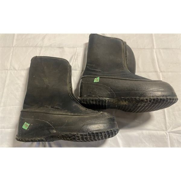 Overboot Size 7 Men (Black)