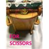 Image 3 : Sewing Kit Chair