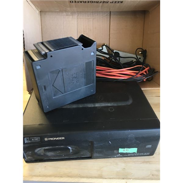 PioneerCar/Truck  12 Disc Changer with remote            Works