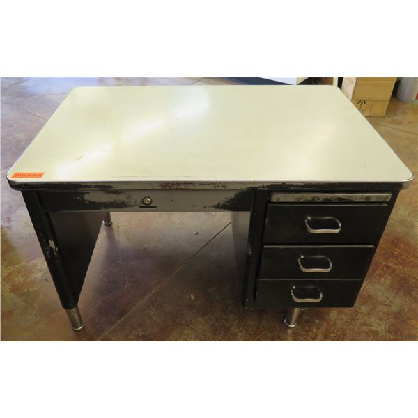 Metal Shop Desk w/ 4 Drawers & Laminate Top 45"x30"x29"