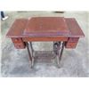 Image 2 : Vintage Singer Sewing Machine BA-3-8S in Wood & Metal Folding Cabinet Table