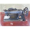 Image 3 : Vintage Singer Sewing Machine BA-3-8S in Wood & Metal Folding Cabinet Table