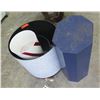 Image 1 : Multiple Planters & Display Stands Misc Sizes & Shapes