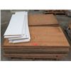 Image 1 : Pallet Multiple Plywood Sheets 48"L x 24" W