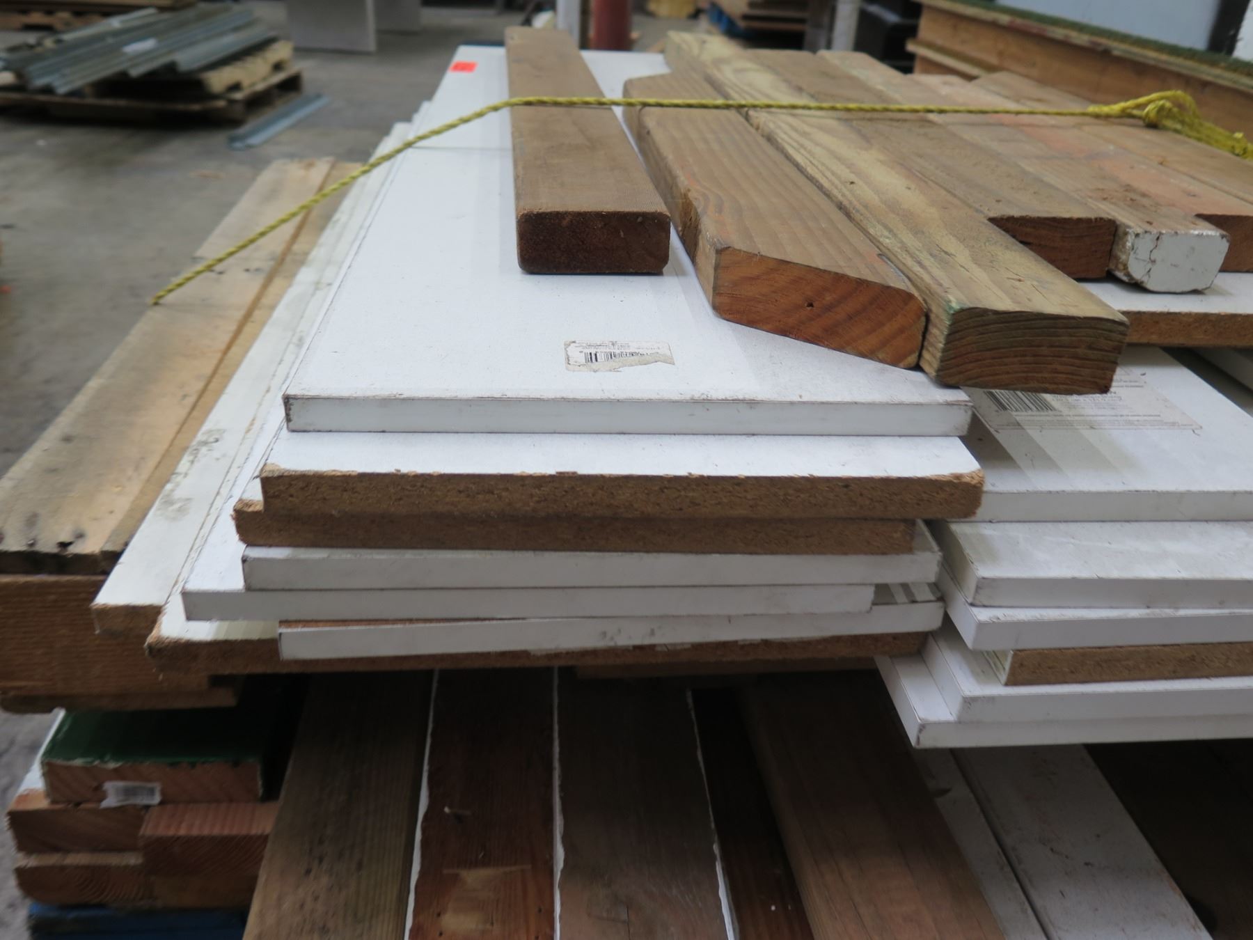 Pallet Multiple Wood Planks 34