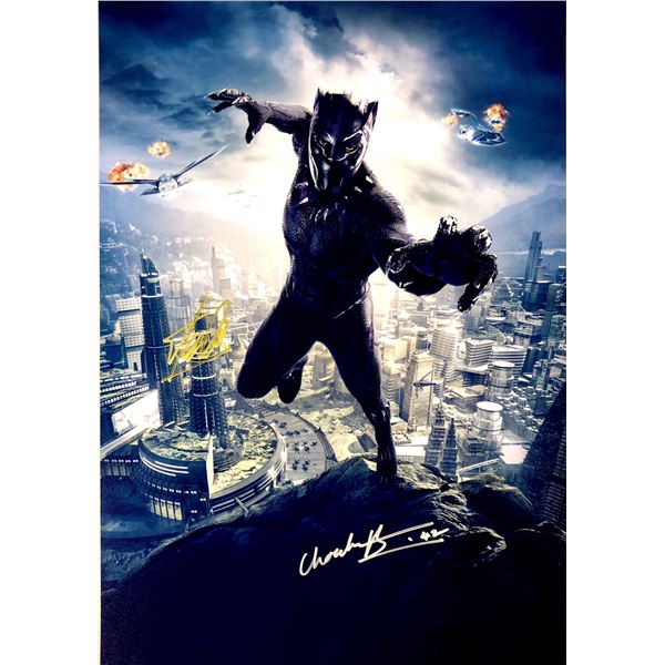 Chadwick Boseman Autograph Signed Black Panther Photo