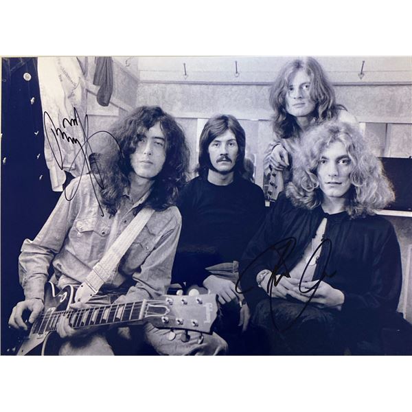 Autograph Signed Led Zeppelin Robert Plant Photo